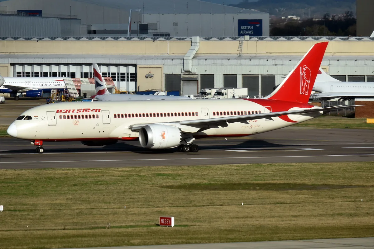Air India Boeing 787 Dreamliner, one of the Air India flights now kept off Saudi routes