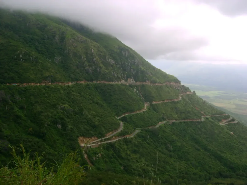 Bodi Mettu ghat road to Kerala, a Theni jailbreak checkpoint route