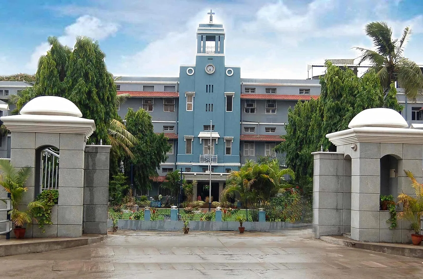 Christian Medical College Hospital in Vellore, a medical college hospital in Tamil Nadu