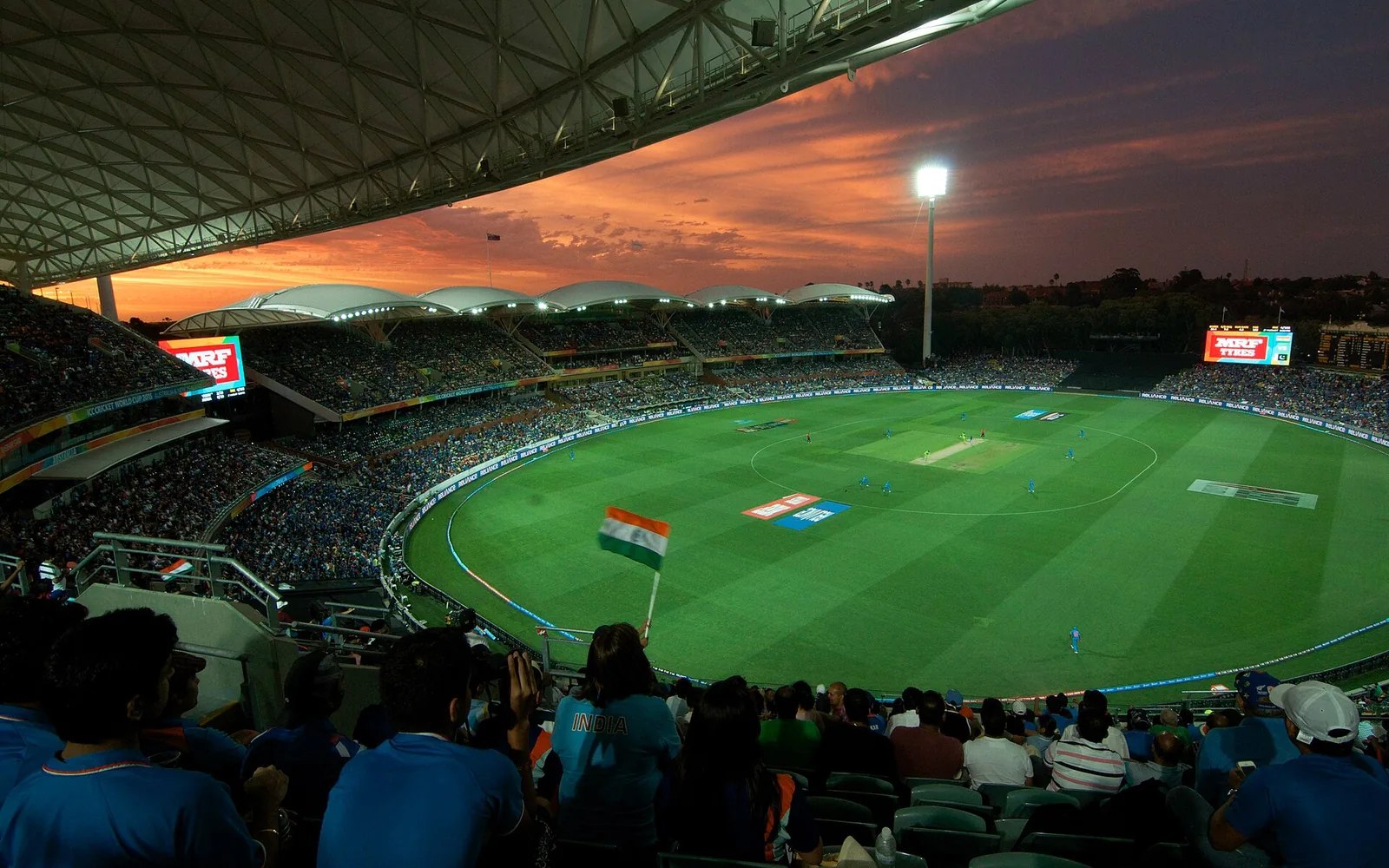 Fans at Adelaide Oval for India vs Pakistan at the 2015 World Cup, a rivalry the Asia Cup Rising Stars renews