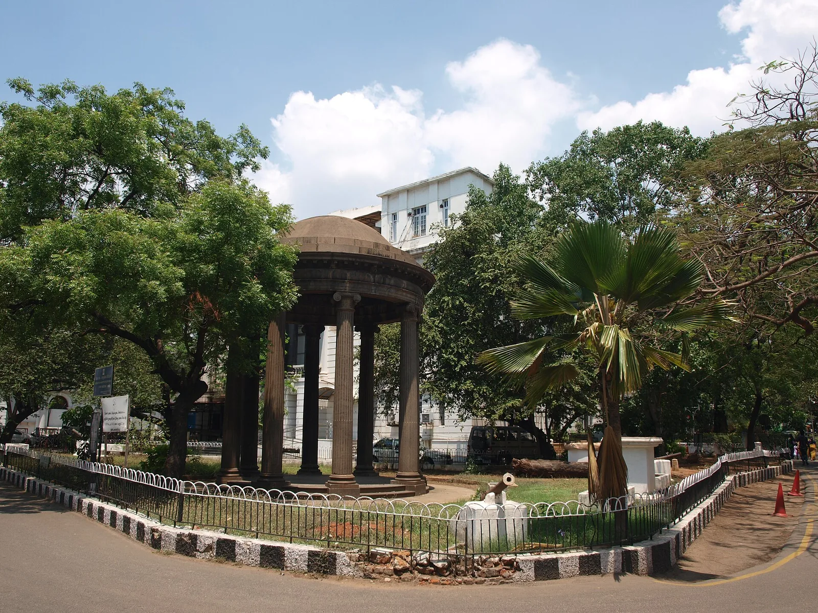 Fort St. George grounds in Chennai, where the Tamil Nadu government sits, file photo