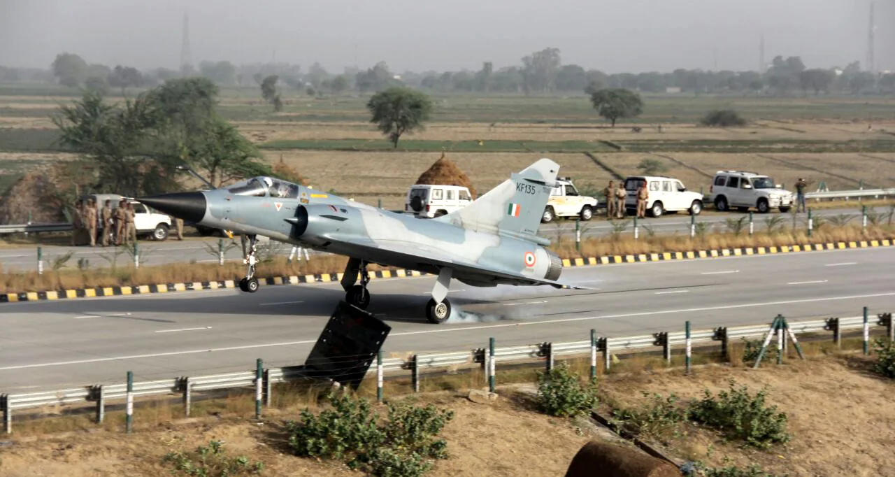 IAF Mirage-2000 landing on the Yamuna Expressway in May 2015, file photo