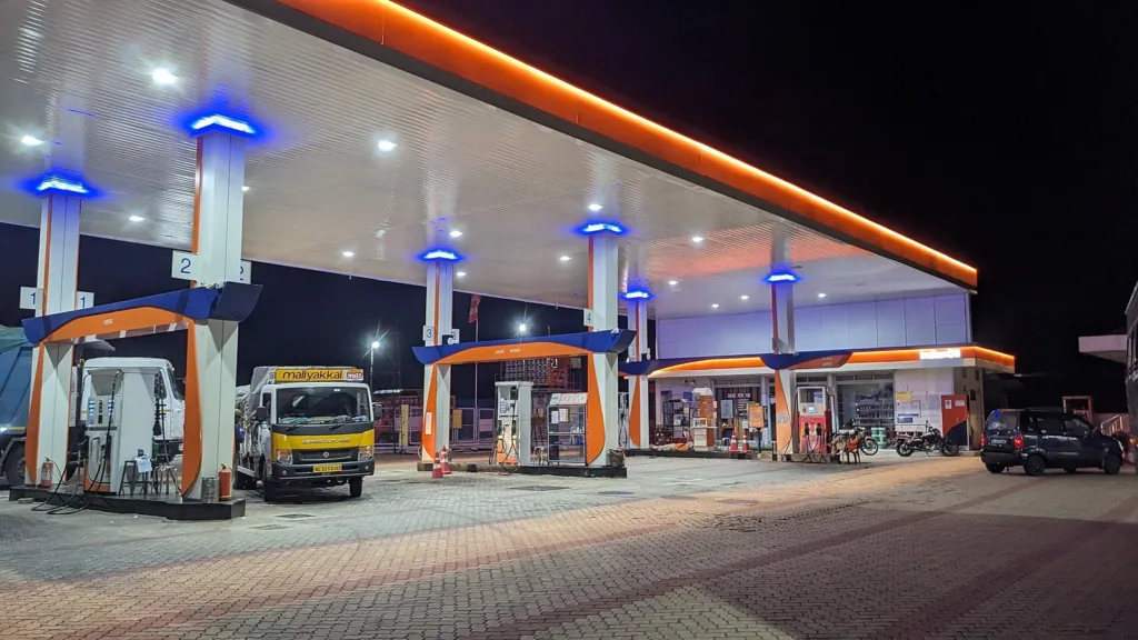 Indian crude basket at $120: Indian Oil petrol pump at night in Kerala, file photo