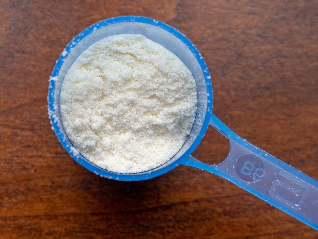 Scoop of infant formula powder, the product type named in the FSSAI notice to Nestle